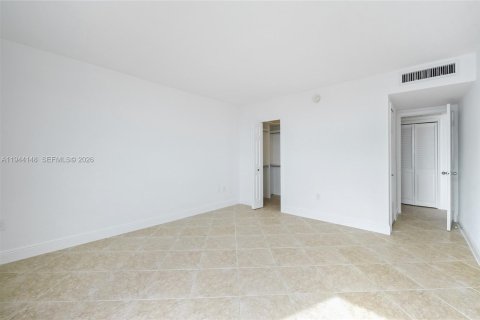 Copropriété à vendre à Bay Harbor Islands, Floride: 1 chambre, 88.26 m2 № 2002508 - photo 10