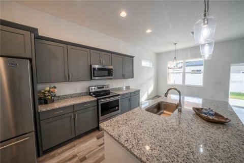 House in Ocala, Florida 3 bedrooms, 173.91 sq.m. № 2151046 - photo 8