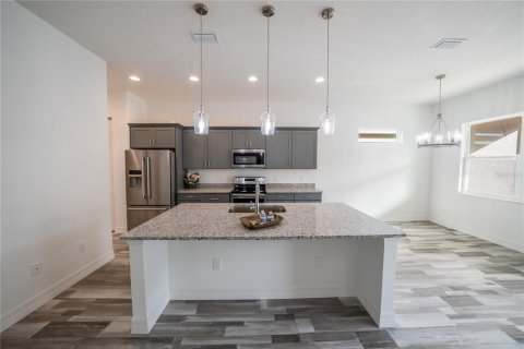 House in Ocala, Florida 3 bedrooms, 173.91 sq.m. № 2151046 - photo 6