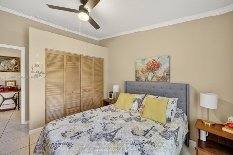 Casa en venta en Homestead, Florida, 4 dormitorios, 228.73 m2 № 1951437 - foto 22