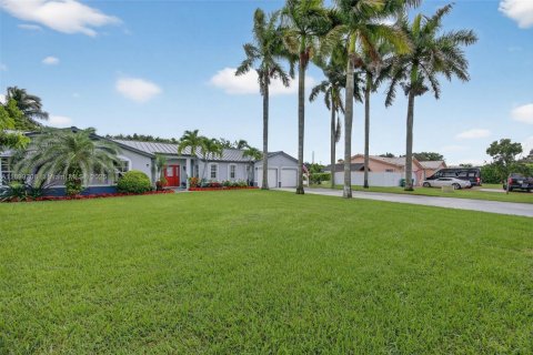 Casa en venta en Homestead, Florida, 4 dormitorios, 228.73 m2 № 1951437 - foto 2