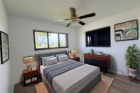 House in Tamarac, Florida 2 bedrooms, 74.88 sq.m. № 2055796 - photo 5