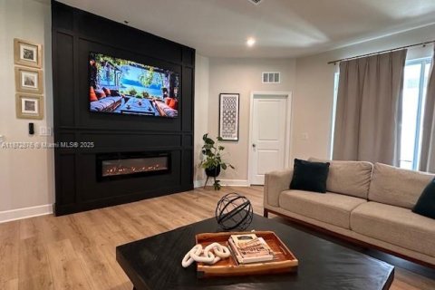 Villa ou maison à vendre à Clermont, Floride: 5 chambres, 306.95 m2 № 1921883 - photo 9