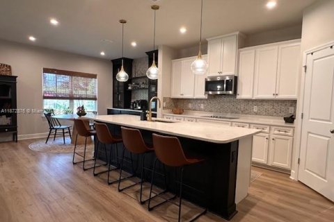 Villa ou maison à vendre à Clermont, Floride: 5 chambres, 306.95 m2 № 1921883 - photo 3