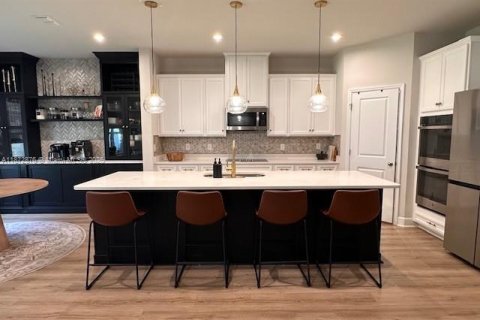 Villa ou maison à vendre à Clermont, Floride: 5 chambres, 306.95 m2 № 1921883 - photo 4