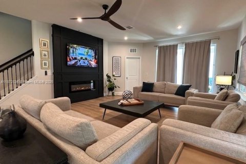 Villa ou maison à vendre à Clermont, Floride: 5 chambres, 306.95 m2 № 1921883 - photo 10