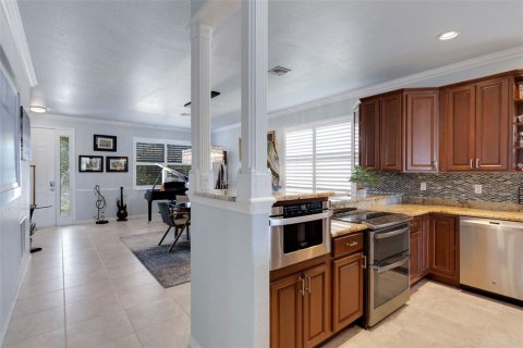 House in Bradenton, Florida 3 bedrooms, 189.15 sq.m. № 1679853 - photo 17