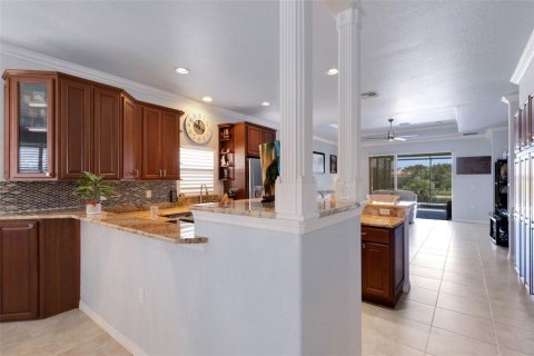 House in Bradenton, Florida 3 bedrooms, 189.15 sq.m. № 1679853 - photo 15