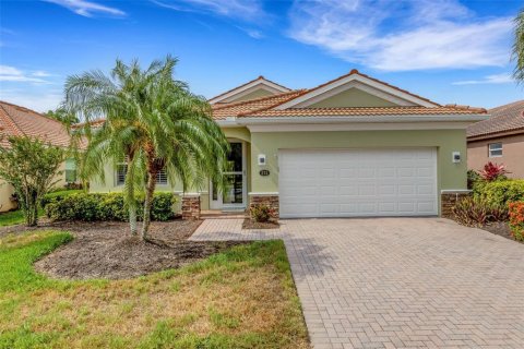 House in Bradenton, Florida 3 bedrooms, 189.15 sq.m. № 1679853 - photo 1