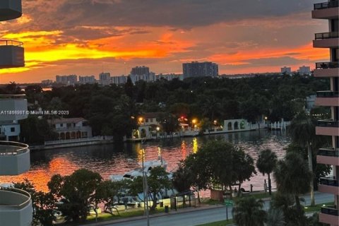 Copropriété à louer à Miami Beach, Floride: 2 chambres, 95.69 m2 № 1896725 - photo 14