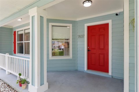 House in Gainesville, Florida 4 bedrooms, 166.3 sq.m. № 1881287 - photo 3