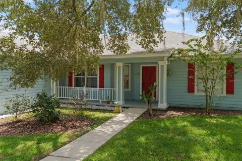 House in Gainesville, Florida 4 bedrooms, 166.3 sq.m. № 1881287 - photo 2