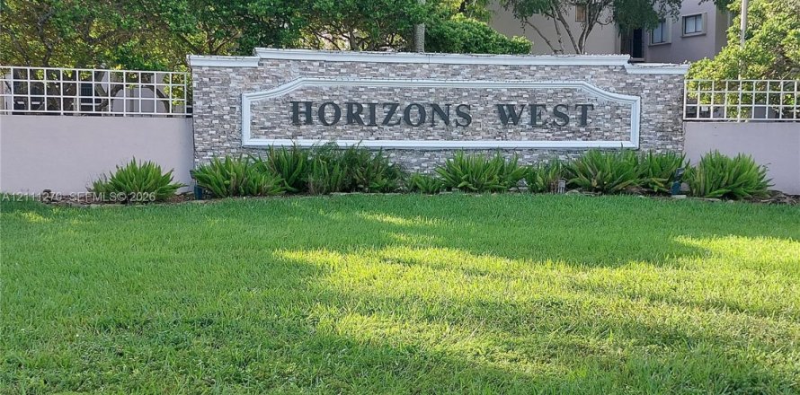 Condo à Miami, Floride, 2 chambres № 2435952