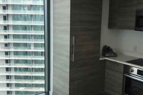 Condominio en alquiler en Miami, Florida, 1 dormitorio, 65.59 m2 № 1952101 - foto 13