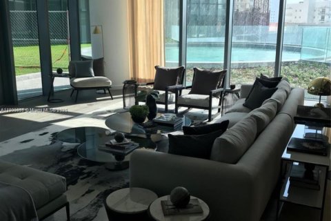 Condominio en alquiler en Miami, Florida, 1 dormitorio, 65.59 m2 № 1952101 - foto 27
