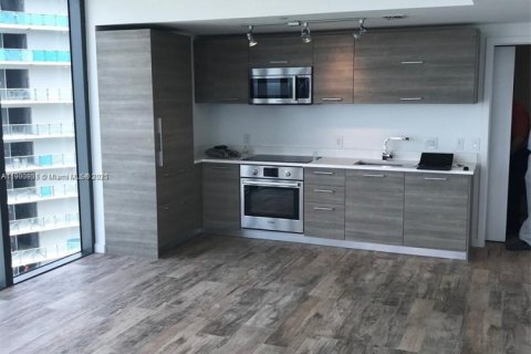 Condominio en alquiler en Miami, Florida, 1 dormitorio, 65.59 m2 № 1952101 - foto 12