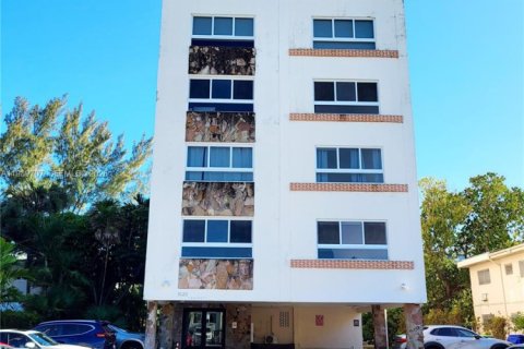 Купить кондоминиум в Бей-Харбор-Айлендс, Флорида 1 спальня, 83.89м2, № 2051764 - фото 13