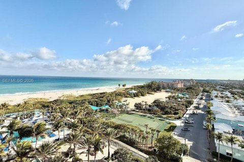 Купить кондоминиум в Ривьера-Бич, Флорида 3 спальни, 247.12м2, № 2043391 - фото 10