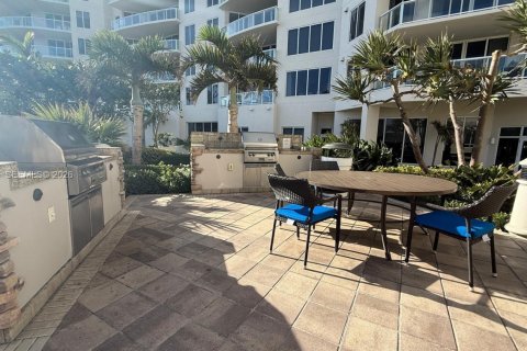 Купить кондоминиум в Ривьера-Бич, Флорида 3 спальни, 247.12м2, № 2043391 - фото 9
