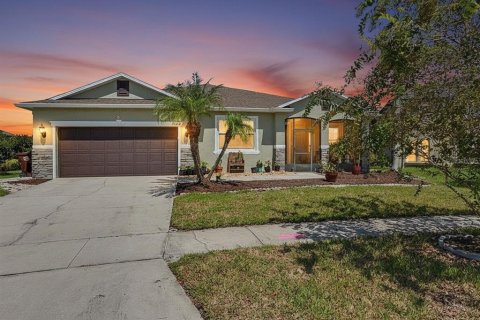 Casa en Kissimmee, Florida 4 dormitorios, 248.05 m2 № 2364189