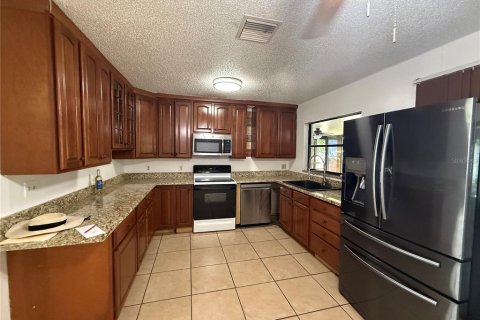 Villa ou maison à louer à Saint Petersburg, Floride: 3 chambres, 112.69 m2 № 2376741 - photo 7