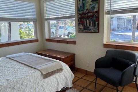 Villa ou maison à louer à Riviera Beach, Floride: 2 chambres, 61.32 m2 № 2389554 - photo 5