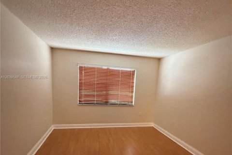 Condominio en alquiler en Sunrise, Florida, 1 dormitorio, 77.11 m2 № 2086149 - foto 9