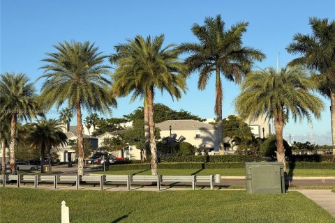 Adosado en alquiler en Homestead, Florida, 4 dormitorios, 169.08 m2 № 2059981 - foto 30