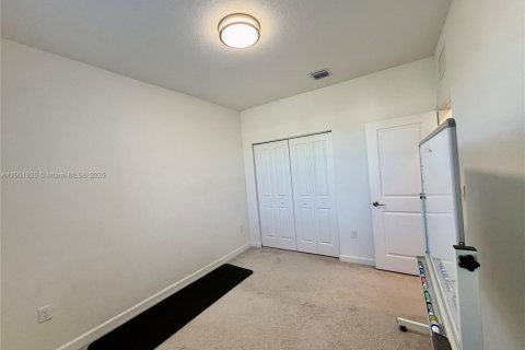 Adosado en alquiler en Homestead, Florida, 4 dormitorios, 169.08 m2 № 2059981 - foto 18