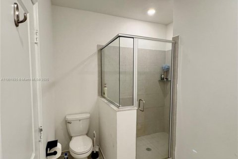 Adosado en alquiler en Homestead, Florida, 4 dormitorios, 169.08 m2 № 2059981 - foto 17