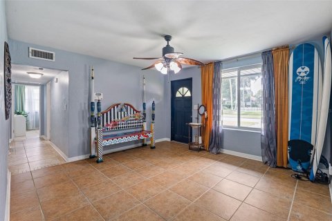 House in Daytona Beach, Florida 3 bedrooms, 199.55 sq.m. № 1914280 - photo 8