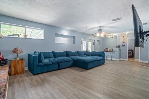 House in Daytona Beach, Florida 3 bedrooms, 199.55 sq.m. № 1914280 - photo 14