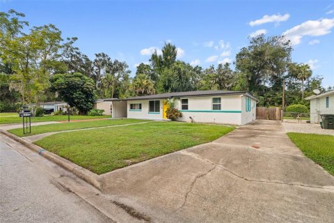 House in Daytona Beach, Florida 3 bedrooms, 199.55 sq.m. № 1914280 - photo 3