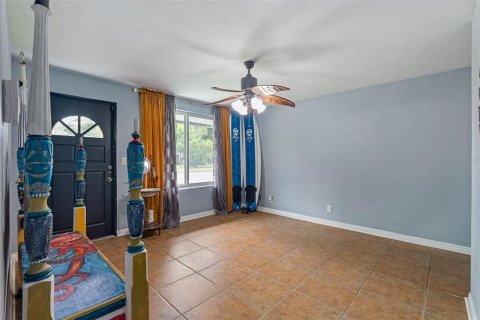 House in Daytona Beach, Florida 3 bedrooms, 199.55 sq.m. № 1914280 - photo 9