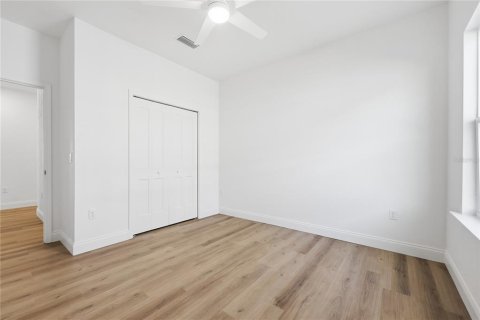 House in Gainesville, Florida 4 bedrooms, 167.22 sq.m. № 2139628 - photo 18
