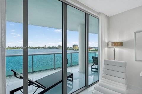 Copropriété à vendre à North Bay Village, Floride: 3 chambres, 170.94 m2 № 2189407 - photo 16