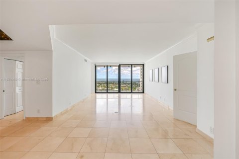 Condominio en venta en Aventura, Florida, 2 dormitorios, 144.93 m2 № 2020580 - foto 8