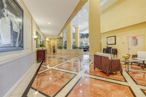Condominio en venta en Aventura, Florida, 2 dormitorios, 144.93 m2 № 2020580 - foto 4