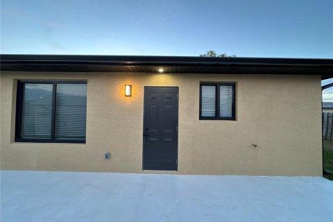 Villa ou maison à louer à Fort Myers, Floride: 4 chambres, 127 m2 № 2136975 - photo 18