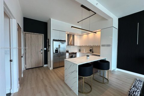 Condominio en alquiler en Miami, Florida, 1 dormitorio, 63.64 m2 № 2008490 - foto 18