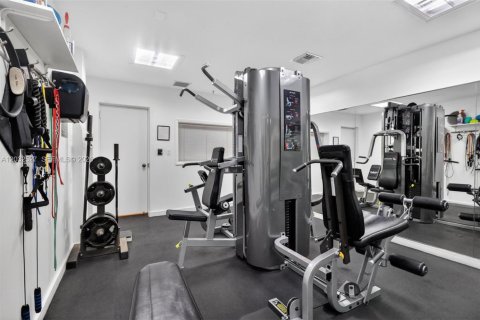 Condo in Miami, Florida, 2 bedrooms  № 2168052 - photo 29