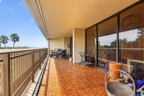 Condo in Miami, Florida, 2 bedrooms  № 2168052 - photo 16
