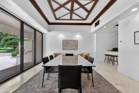 Condo in Miami, Florida, 2 bedrooms  № 2168052 - photo 25