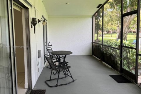 Touwnhouse à louer à Boca Raton, Floride: 3 chambres, 111.48 m2 № 1947305 - photo 3