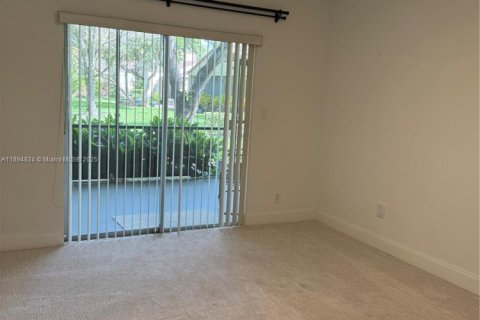 Touwnhouse à louer à Boca Raton, Floride: 3 chambres, 111.48 m2 № 1947305 - photo 14