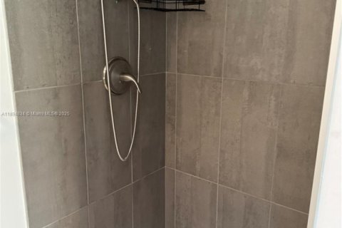 Touwnhouse à louer à Boca Raton, Floride: 3 chambres, 111.48 m2 № 1947305 - photo 15