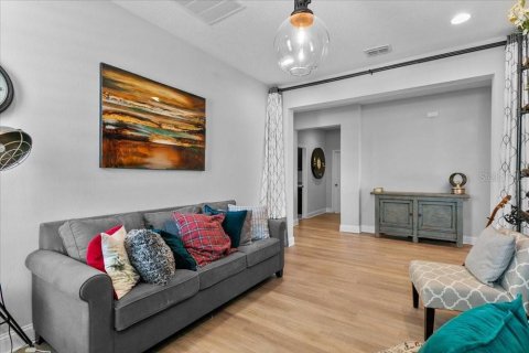 Casa en venta en Winter Garden, Florida, 3 dormitorios, 279.82 m2 № 2381190 - foto 23