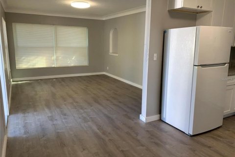 Appartement à louer à Saint Petersburg, Floride: 1 chambre, 60.2 m2 № 2111530 - photo 3