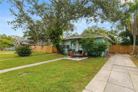 Appartement à louer à Saint Petersburg, Floride: 1 chambre, 60.2 m2 № 2111530 - photo 2