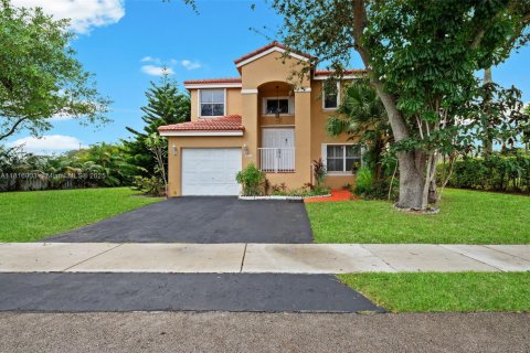 Villa ou maison à vendre à Davie, Floride: 3 chambres, 158.12 m2 № 1794082 - photo 1